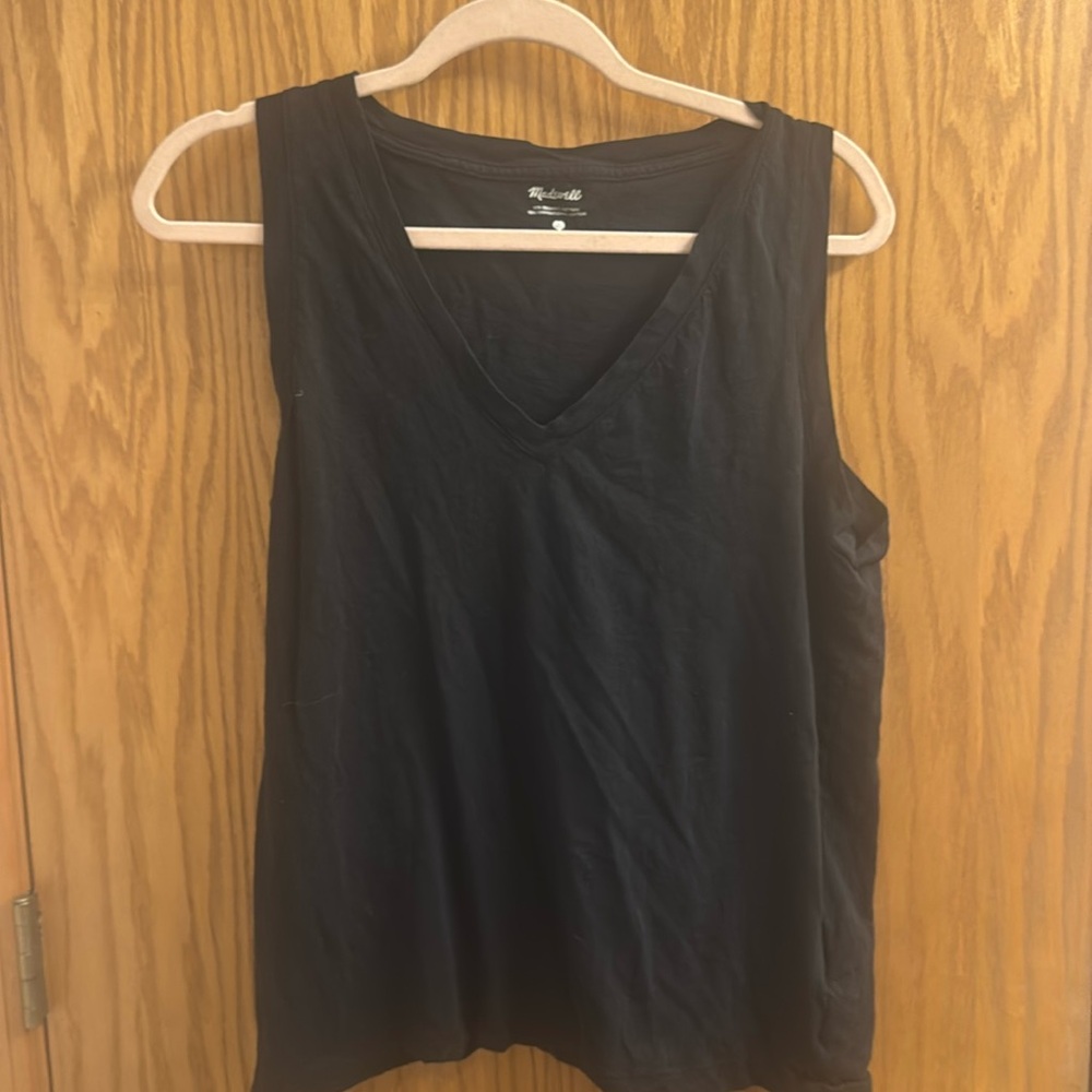 Madewell women’s black tank top size large